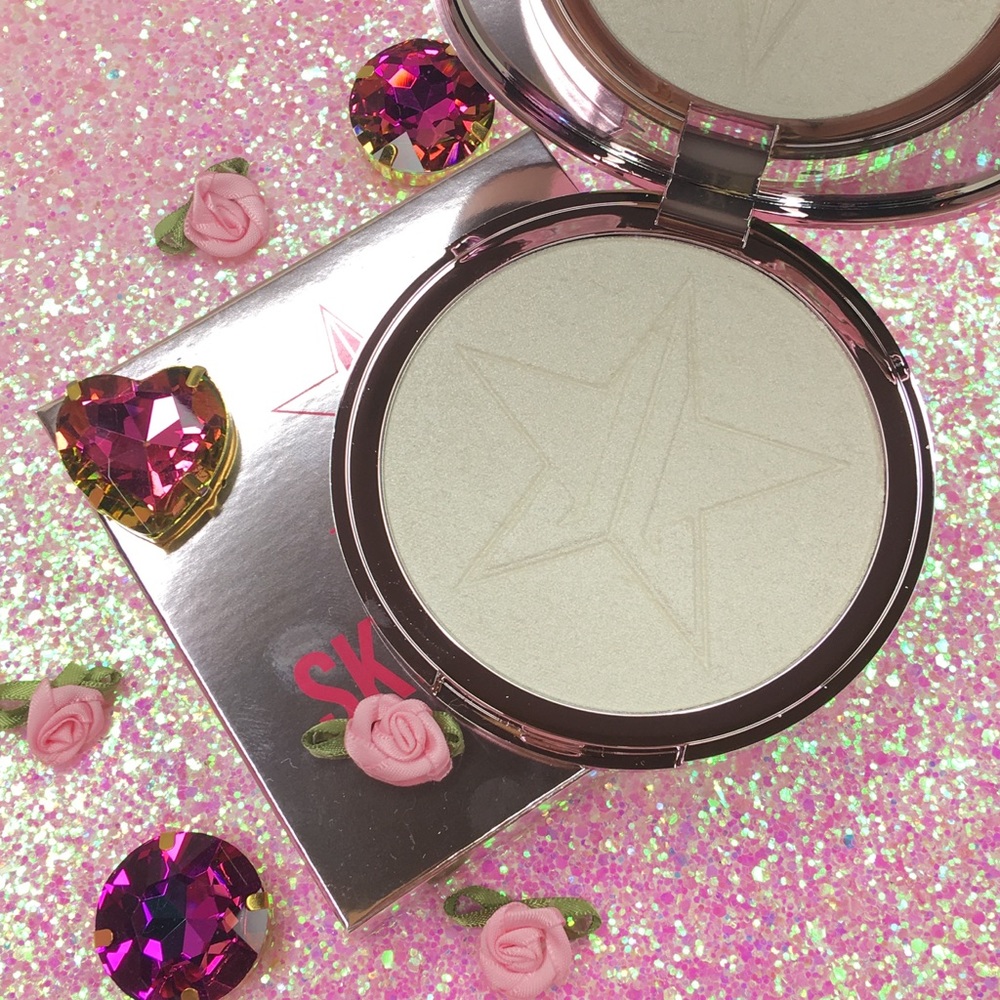 Jeffree Star Crystal Ball Highlighter Chrome